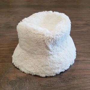 NWT Lack of Color White Teddy Kids' Bucket Hat 53cm